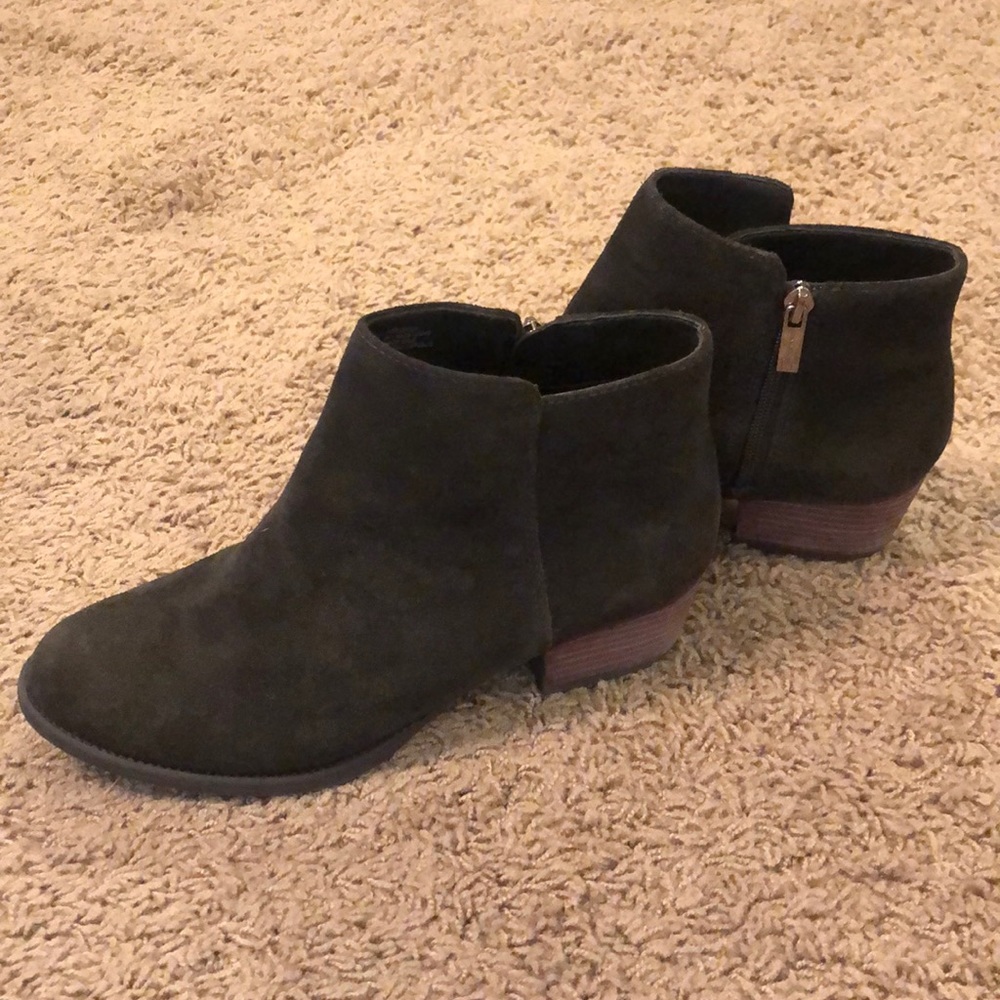 Jessica Simpson booties - Picture 2 of 3